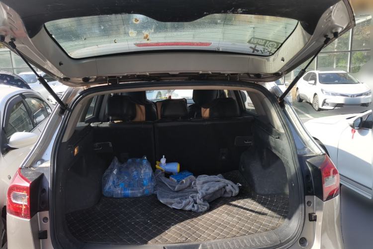 Used Zotye T600 2015 1.5T Manual Luxury Model Trunk