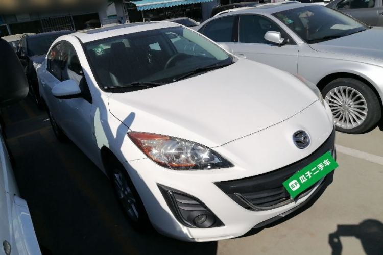 Used Mazda 3 2015 Sedan 1.6L Automatic Elite Model