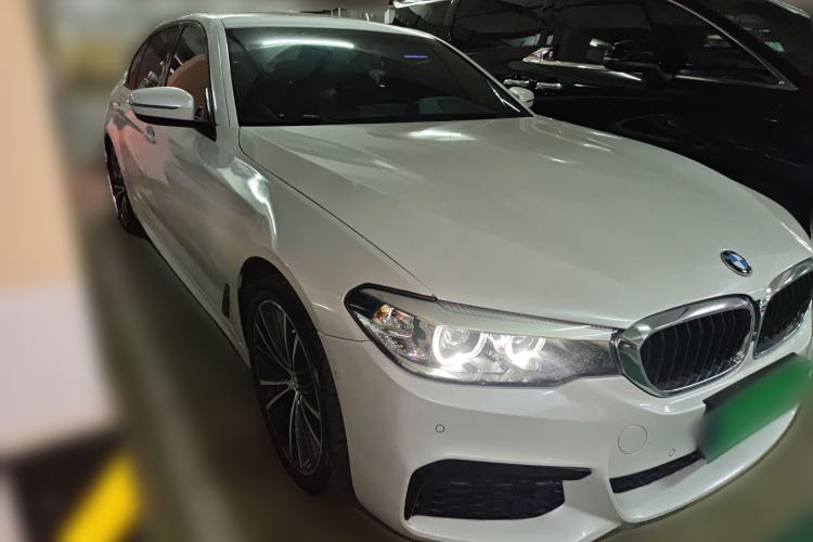 Used BMW 5 Series 2019 Facelifted 530Li Leading Edition M Sport Package
