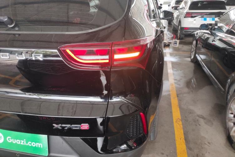 Used JETOUR X70S 2023 1.5T DCT Glory Edition 5-seater
