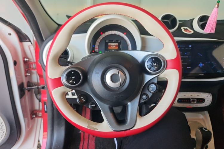 Used smart forfour 2016 1.0L 52 kW Passion Edition