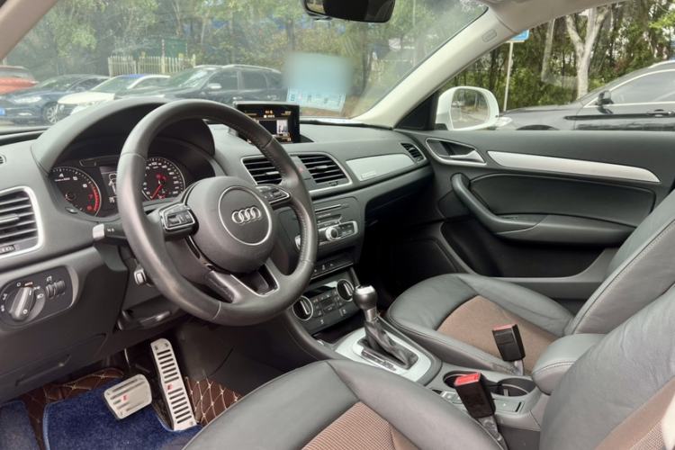 Used Audi Q3 2016 35 TFSI Fashion Model
