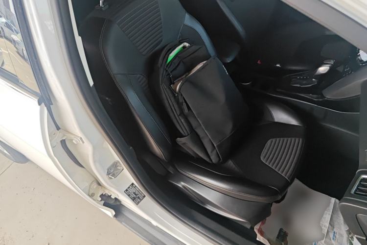 Used Ford Focus 2017 Sedan 1.6L Automatic Fashion Edition Smart Drive Version