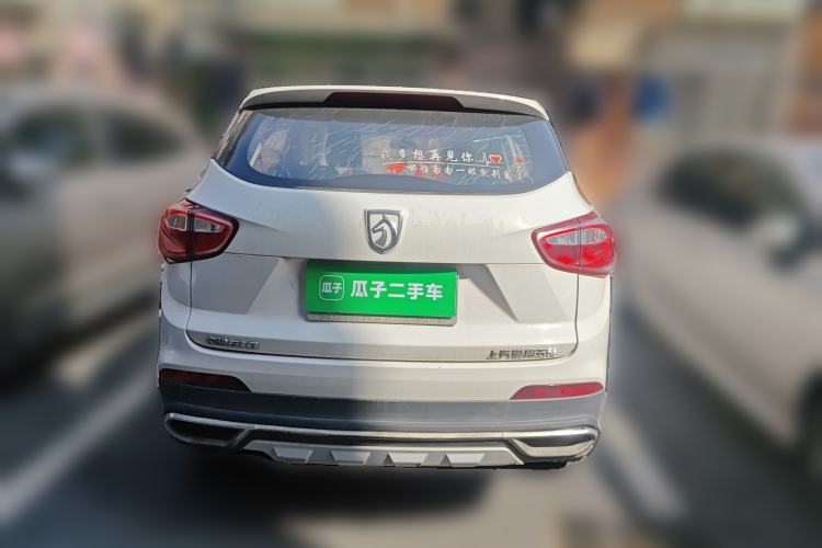 Used Baojun 510 2017 1.5L manual Comfort trim
