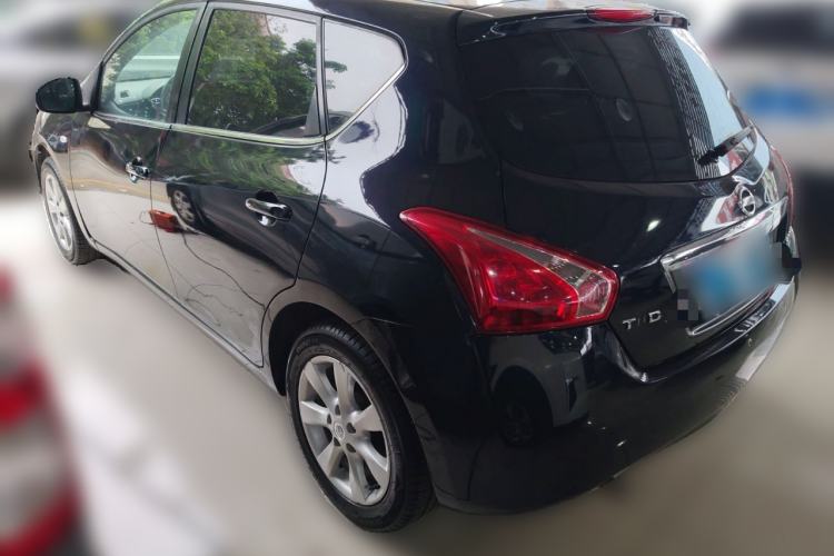 Used Nissan Tiida 2011 1.6L CVT Smart Version