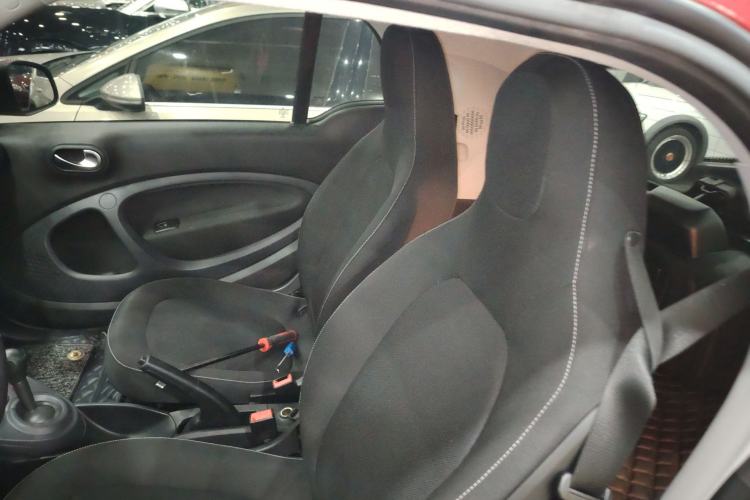 Used smart fortwo 2015 1.0L 52 kW Hardtop Passion Edition