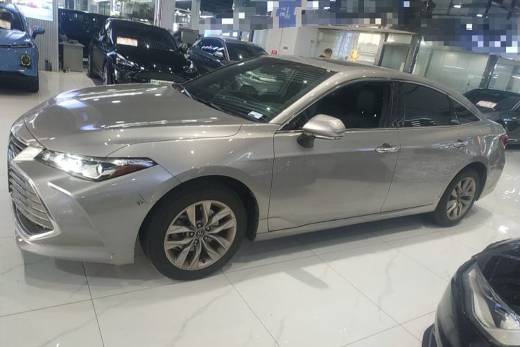 Used Toyota Avalon 2019 2.0L Luxury Edition China VI Standard