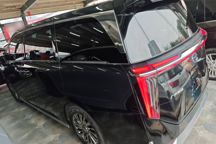 Used GAC Trumpchi M8 2023 Zongshi Series Dual-Motor Flagship Edition