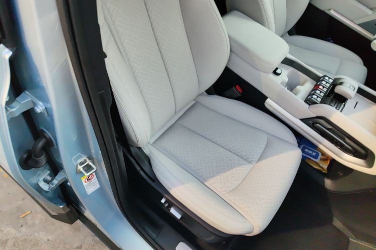 Used Formula Leopard Titanium 3 2025 501KM All-Wheel Drive Intelligent Driving Ultra Version