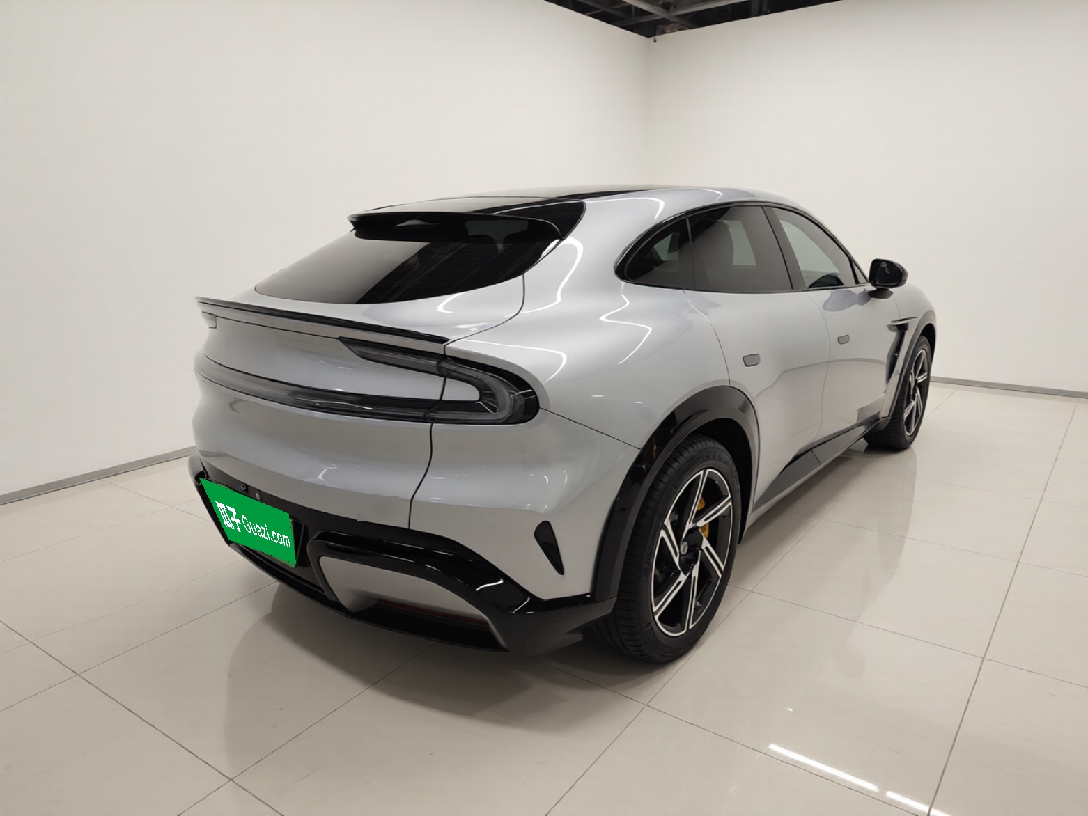 Xiaomi Auto YU7 2025 Ultra-Long Range Rear-Wheel Drive Version — снимка 6