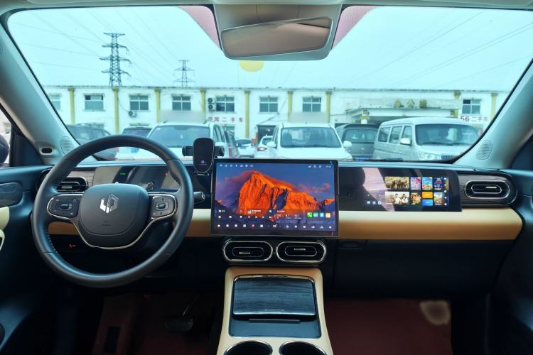 Used Leapmotor C11 2024 Range-Extended 300 Luxury Edition