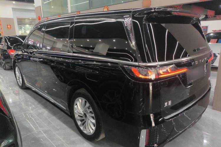 Used VOYAH Dream 2024 PHEV Extended-Range Premium Edition Left Side