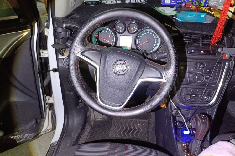 Used Buick Encore 2015 1.4T Automatic Two-Wheel Drive Urban Elite Version