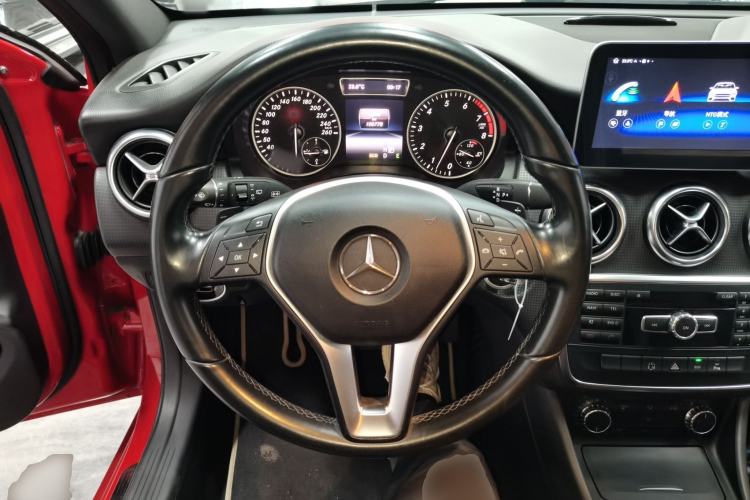 Used Mercedes-Benz A-Class 2013 A 180 Fashion Model Steering Wheel