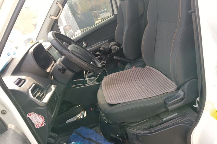 Used CHANGAN KAICHENG Ruixing M60 2023 1.5L GDI Base Model 2-Seat Van Left Front Seat