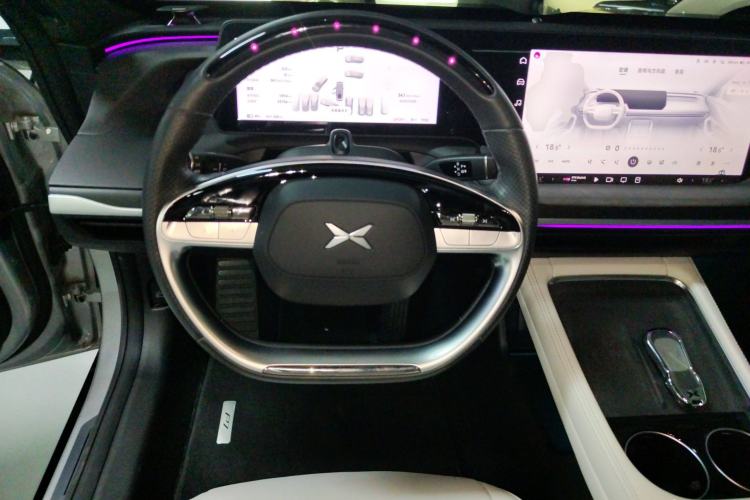Used XPeng P7 2023 P7i 610 Max Performance Edition Steering Wheel