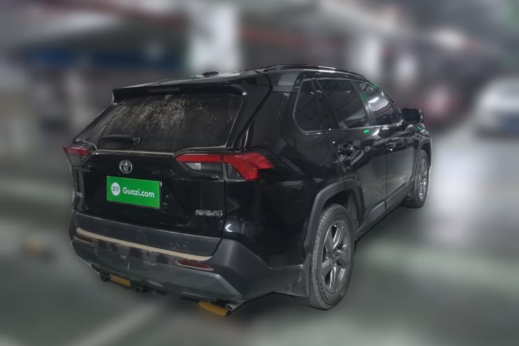 Used Toyota RAV4 2020 2.0L CVT Two-Wheel Drive Fashion PLUS Edition
