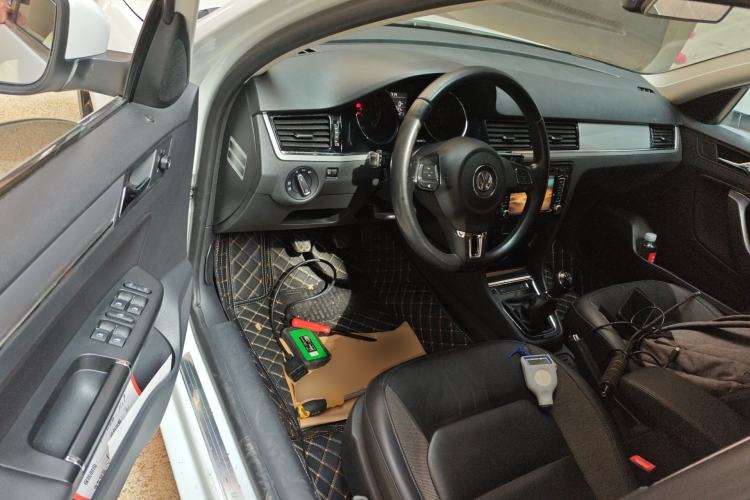 Used Volkswagen Bora 2015 Zhuihui Edition 1.6L Manual Comfort Model
