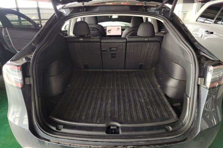 Used Tesla Model Y 2024 Rear-Wheel-Drive Version