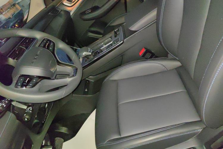 Used Roewe RX5 2025 PLUS 330TGI Automatic Trendsetting Smart Edition Left Front Seat