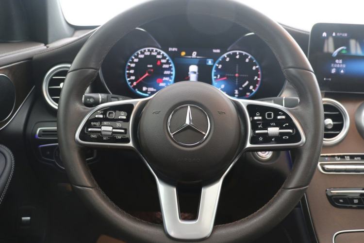 Used Mercedes-Benz GLC 2020 Facelift GLC 300 L 4MATIC Dynamic Edition

