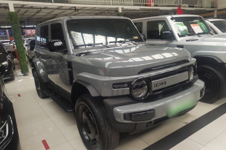 Used iCAR V23 2025 401 Two-Wheel Drive Advanced Edition Front Right 45 Deg