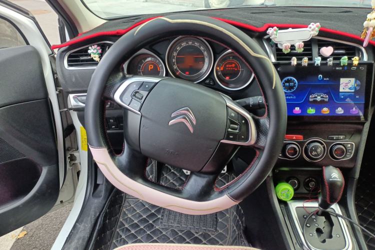 Used Citroen C4L 2013 1.6 THP Automatic Impression Edition
