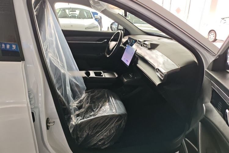 Used Dongfeng Aeolus SKY EV01 2025 530 km AIR Elite Edition
