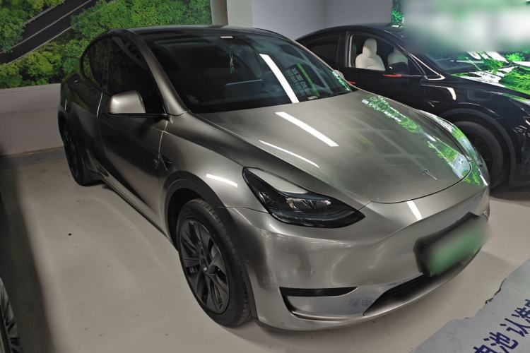 Used Tesla Model Y 2023 Rear-Wheel-Drive Version
