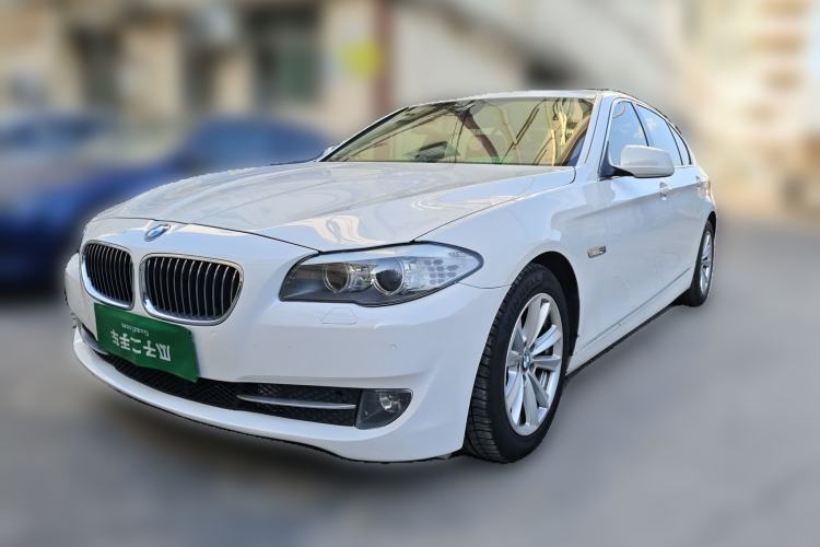Used BMW 5 Series 2011 523Li Luxury Model