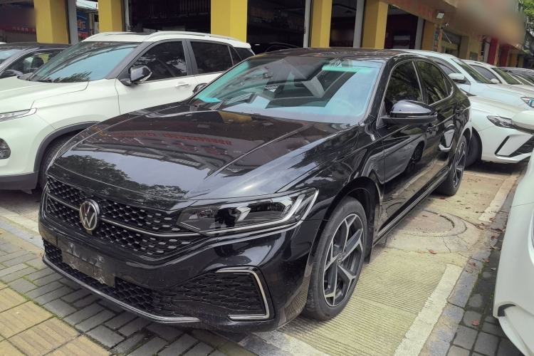 Used Volkswagen Passat 2024 380TSI Starry Dragon Edition