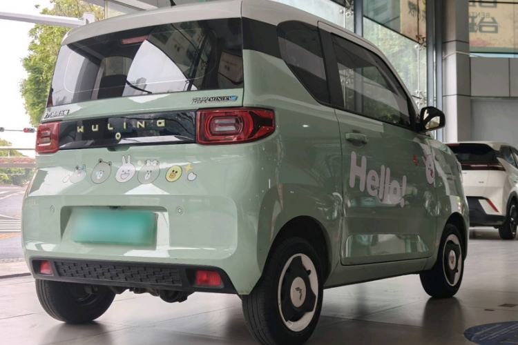 Used Wuling Hongguang MINIEV 2021 Macaron Sandwich Model 170 km Lithium Iron Phosphate