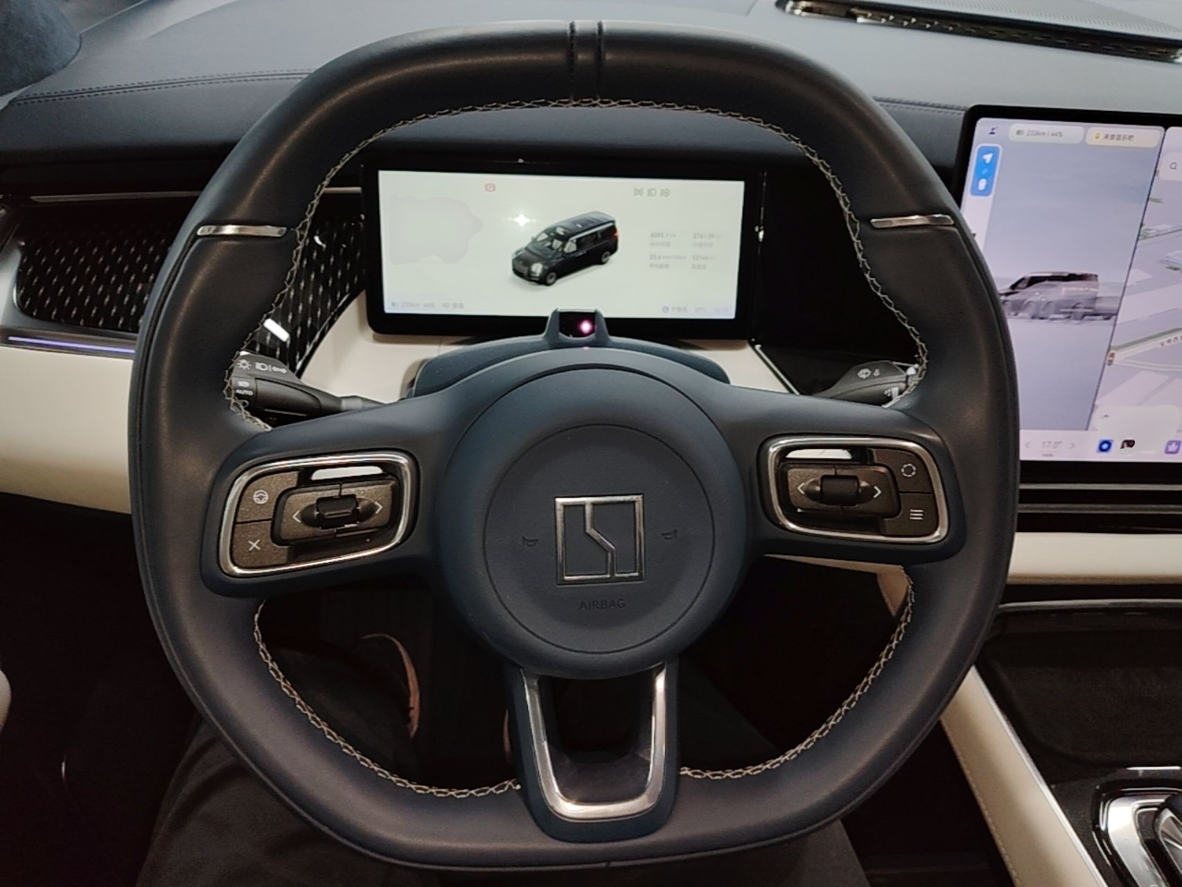 Zeekr 009 2024 Six-Seat Executive Version 4WD 108 kWh — снимка 13