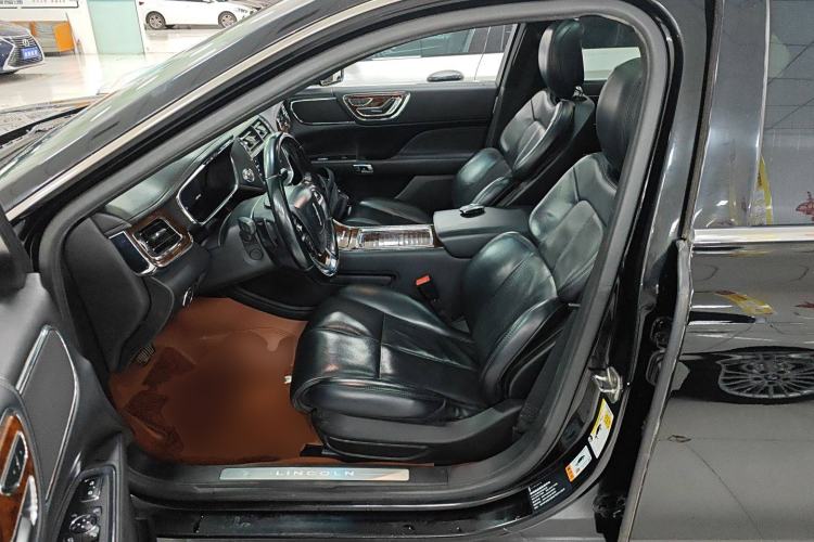 Used Lincoln Continental 2018 2.0T Two-Wheel Drive Luxury Edition
