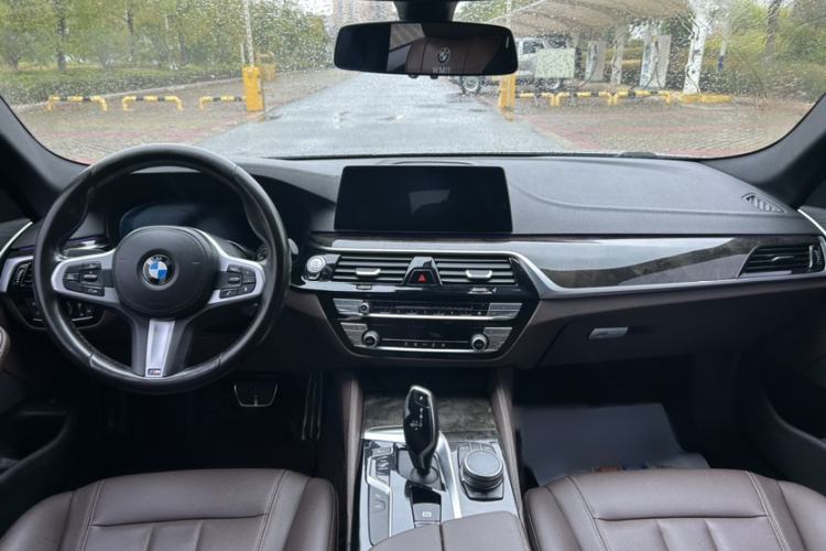 Used BMW 5 Series 2019 525Li M Sport Package

