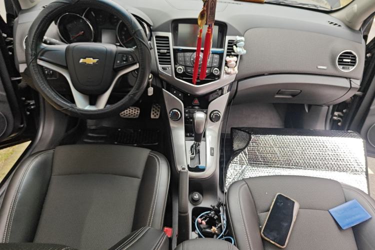 Used Chevrolet Cruze 2013 Hatchback 1.6T Automatic Flagship Model