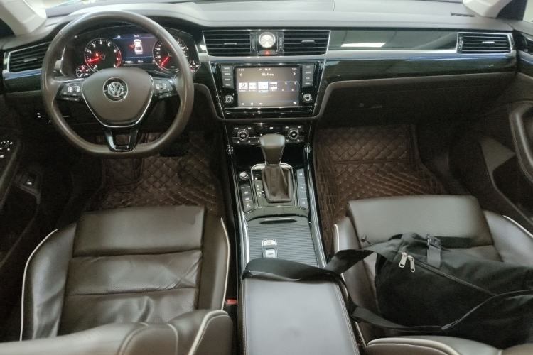 Used Volkswagen Phideon 2016 380TSI Two-Wheel-Drive Supreme Edition