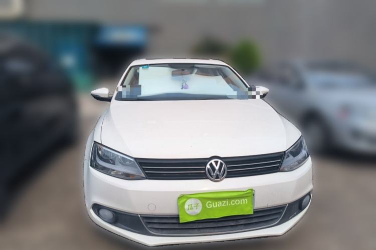 Used Volkswagen Sagitar 2014 1.6L Manual Comfort Model Front