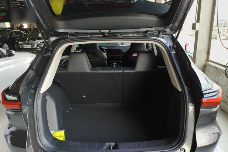 Used CHANGAN OSHAN X5 2021 1.5T DCT Flagship Edition Trunk