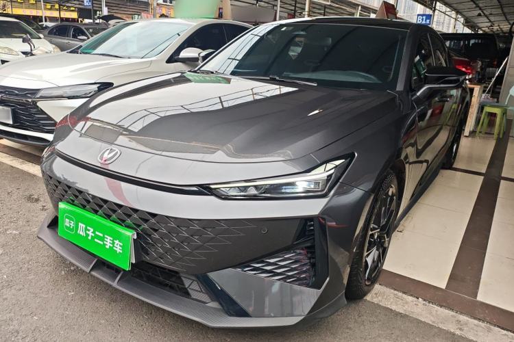 Used Changan UNI-V 2024 1.5T Prestige Edition