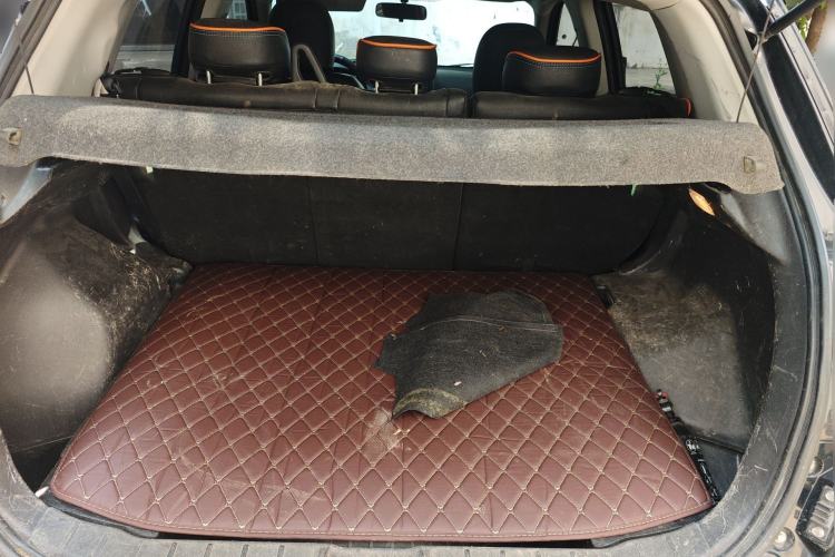 Used Mitsubishi ASX 2013 2.0L CVT Two-Wheel Drive Elite Edition Trunk