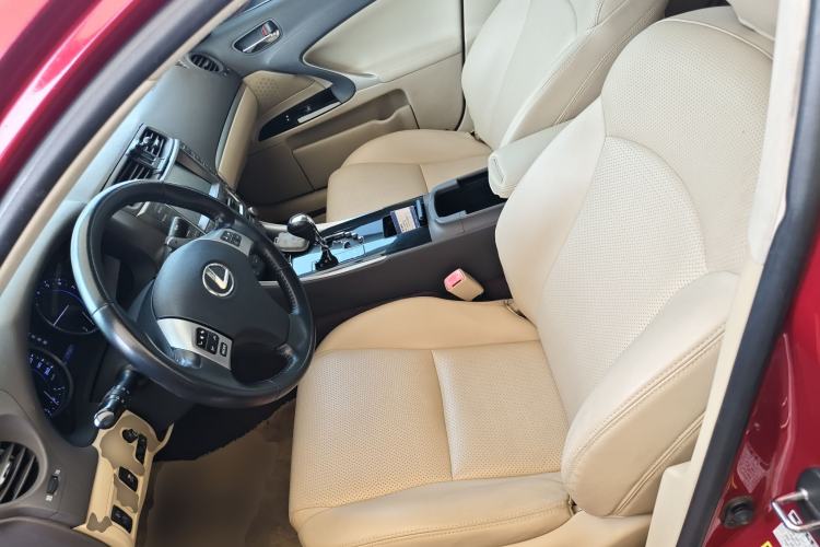 Used Lexus IS 
