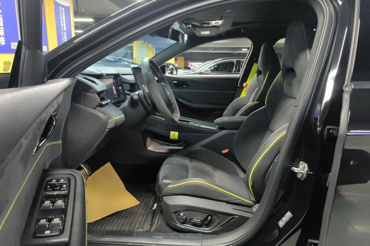 Used Lynk & Co 03 2023 03+ 2.0TD Automatic Yufeng Edition Driver Seat