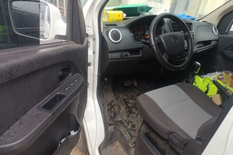 Used CHANGAN KAICHENG Ruixing EM60 2022 Pure Electric Van 4498 mm Long Flat Roof with Rear-Hinged Doors 2 Seats 60 kW 41.86 kWh
