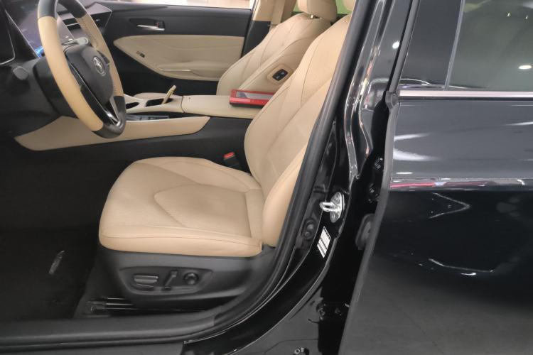 Used Toyota Avalon 2022 Dual-Engine 2.5L Luxury Edition
