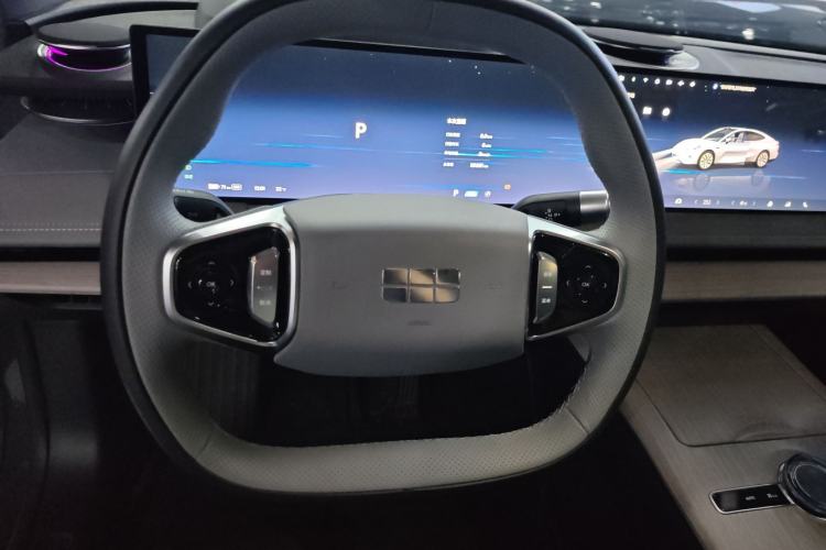 Used Geely Galaxy E8 2024 550 km Range Rear-Drive MAX
