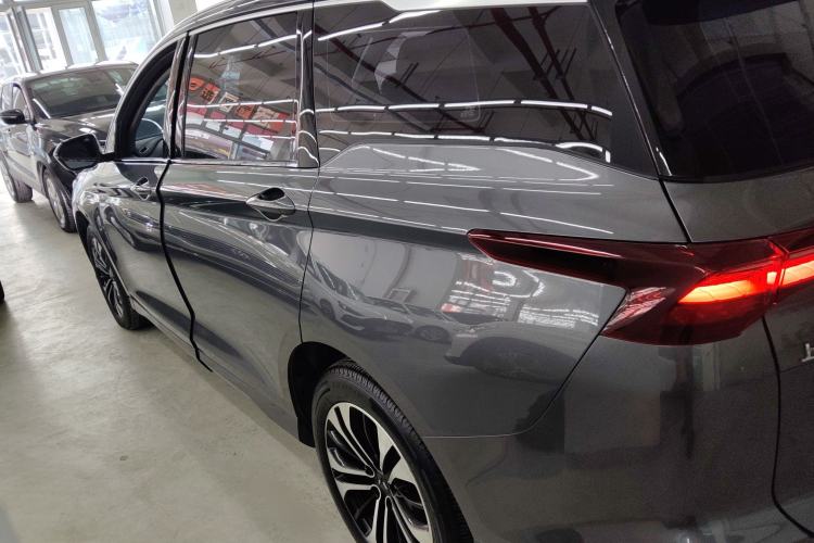 Used Wuling Victory 2022 Revised Version 280T 1.5T CVT Flagship Edition
