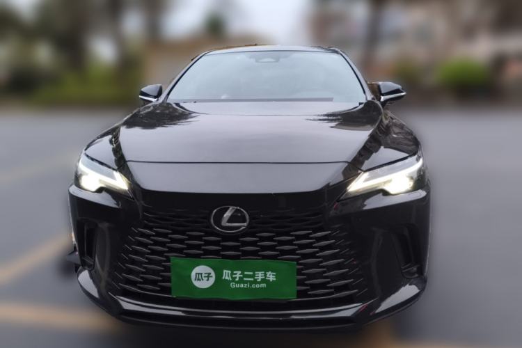 Used Lexus RX 2023 350h Two-Wheel Drive Enjoyment Version
