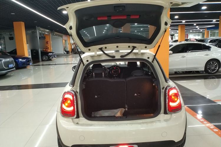 Used MINI 2021 1.5T ONE PLUS Trunk