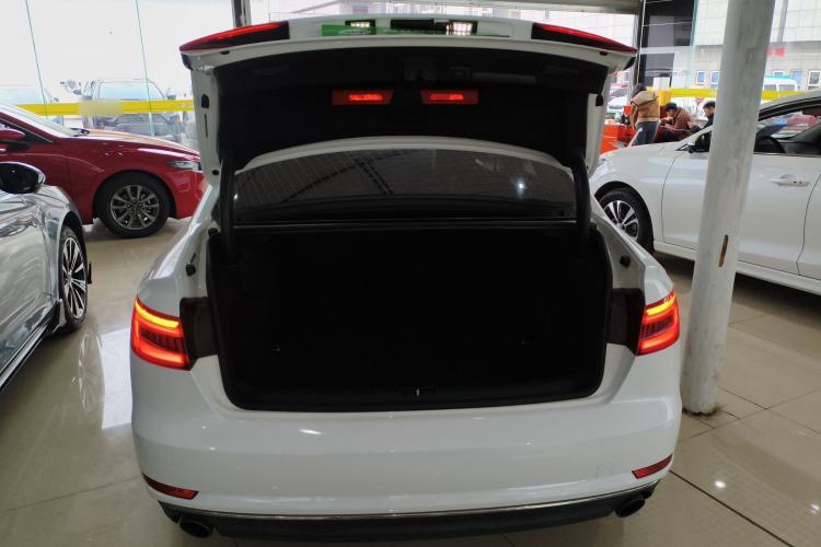 Used Audi A4L 2018 30th Anniversary Edition 40 TFSI Trendy Model